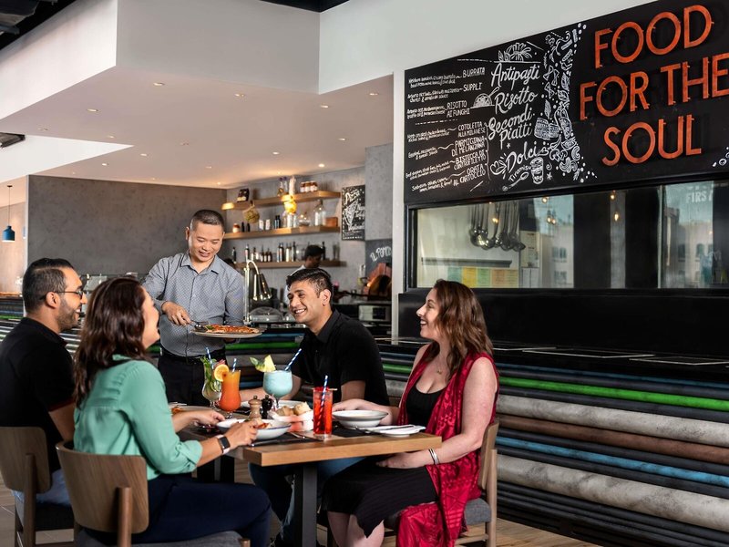 Mercure Dubai Gold District 13