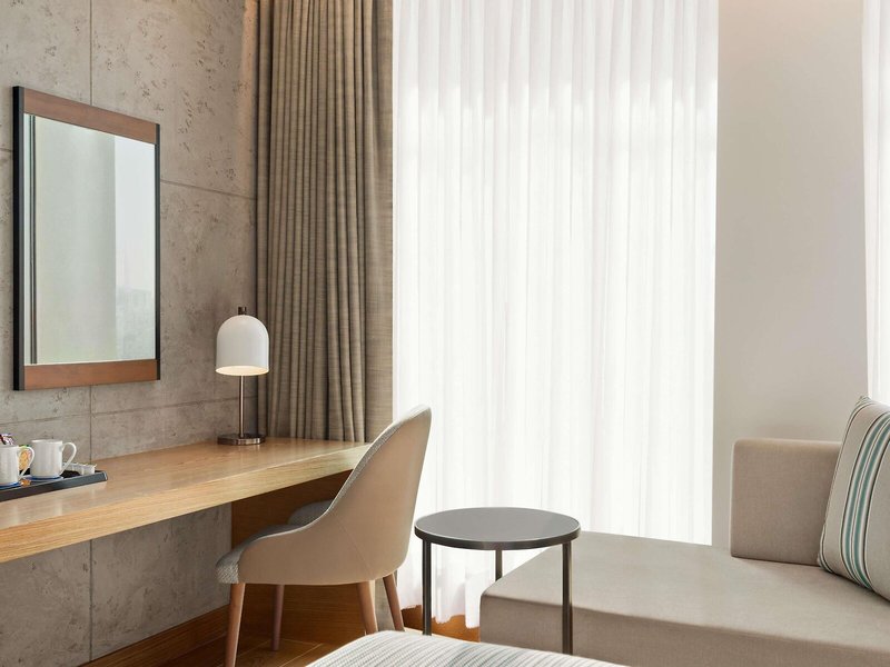 Mercure Dubai Gold District 29