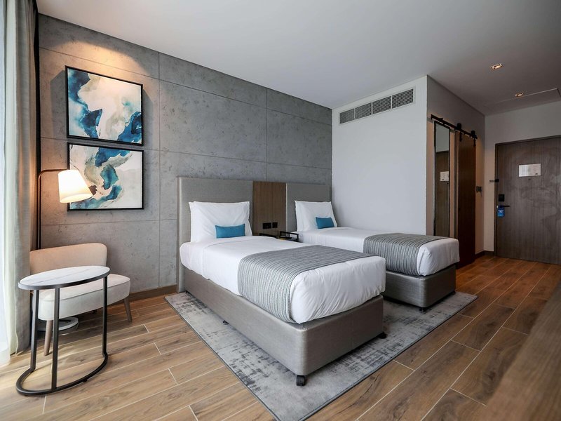 Mercure Dubai Gold District 34