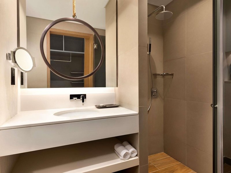 Mercure Dubai Gold District 38