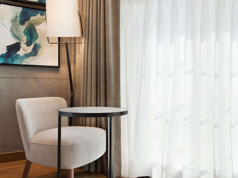 Mercure Dubai Gold District 42