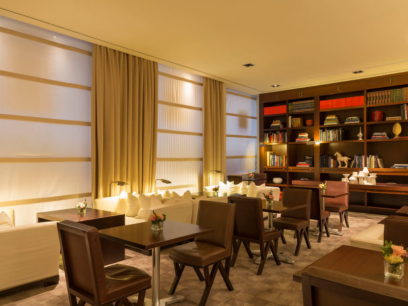 Gallery Hotel Art 6