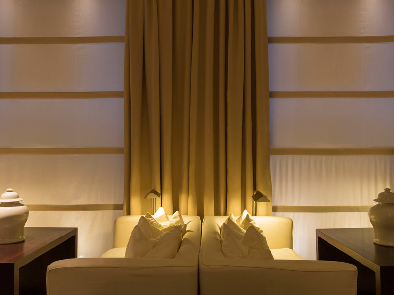Gallery Hotel Art 9
