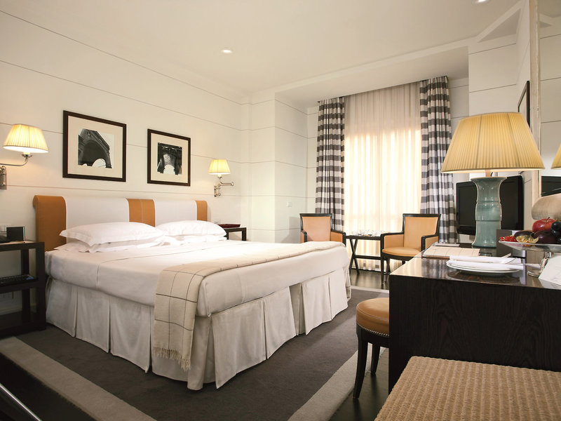 Gallery Hotel Art 18