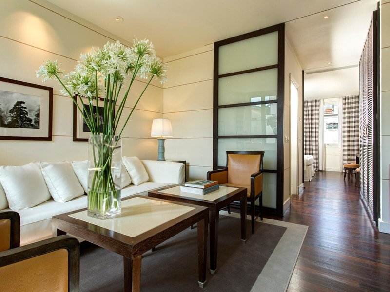 Gallery Hotel Art 34