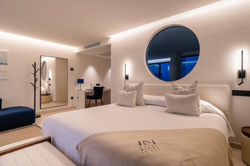 Royal Marina Suites Boutique Hotel 66