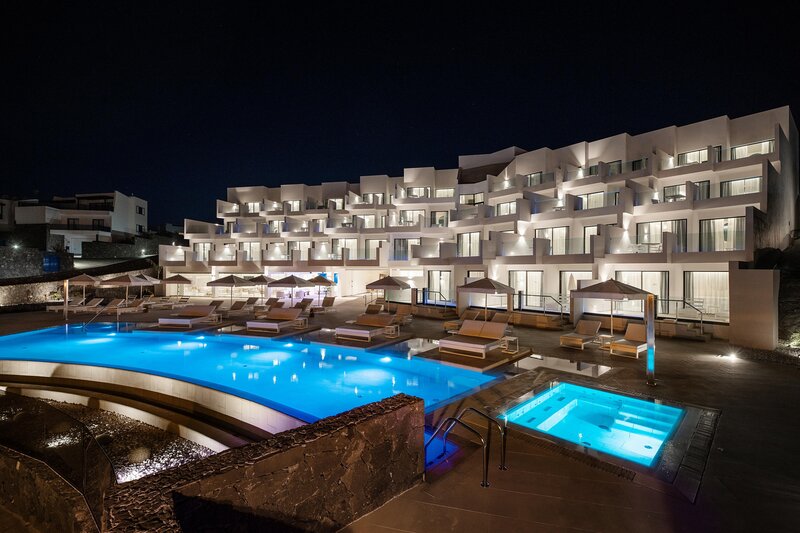 Royal Marina Suites 7