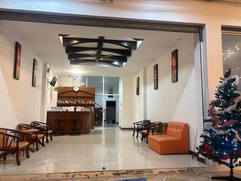 Sure Guesthouse 8