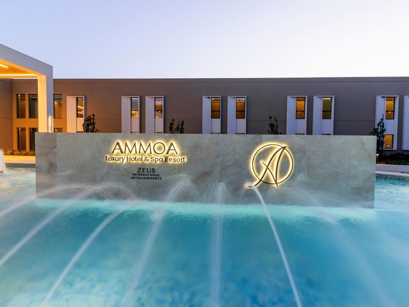 Ammoa Luxury Hotel & Spa Resort 8