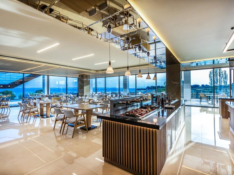 Ammoa Luxury Hotel & Spa Resort 13
