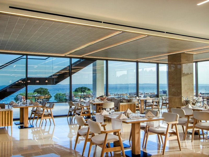 Ammoa Luxury Hotel & Spa Resort 14