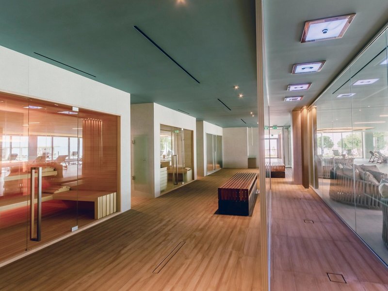 Ammoa Luxury Hotel & Spa Resort 16