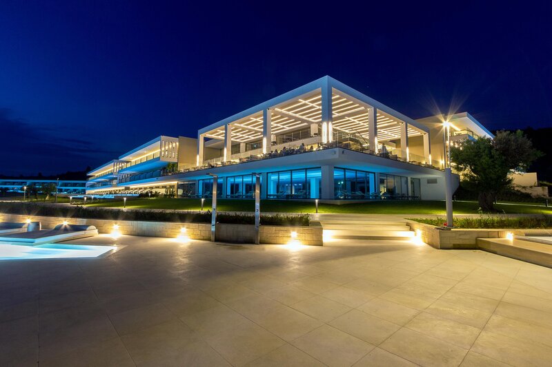Ammoa Luxury Hotel & Spa Resort 16