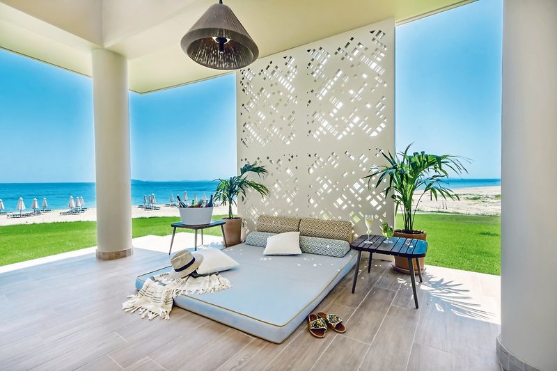 Ammoa Luxury Hotel & Spa Resort 12