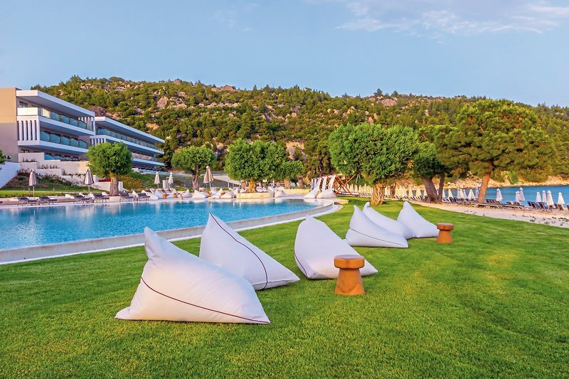 Ammoa Luxury Hotel & Spa Resort 5