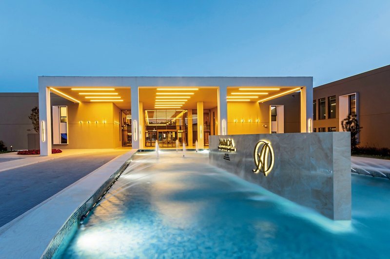 Ammoa Luxury Hotel & Spa Resort 15
