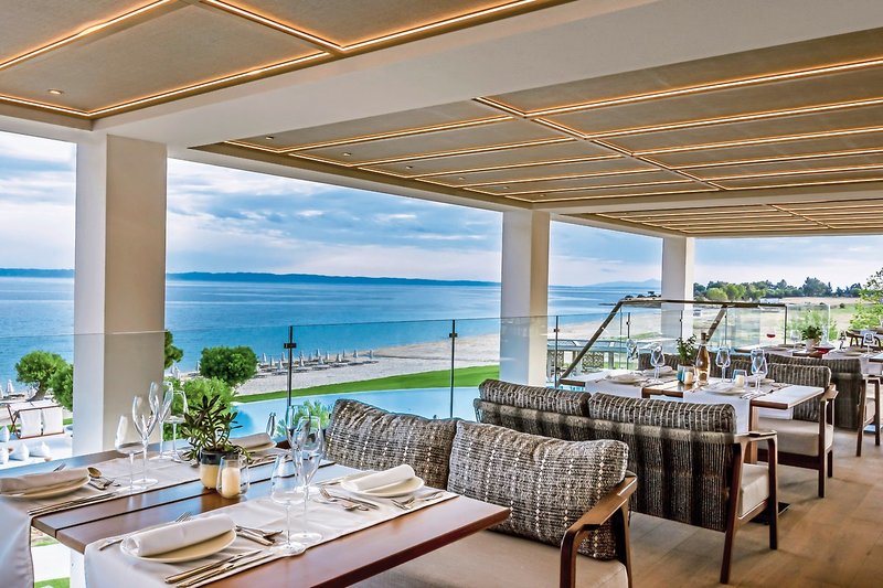 Ammoa Luxury Hotel & Spa Resort 24