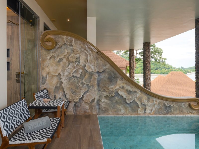 Sinae Phuket Luxury Hotel 13