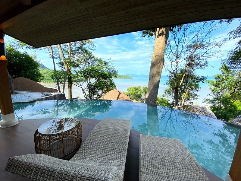 Sinae Phuket Luxury Hotel 14