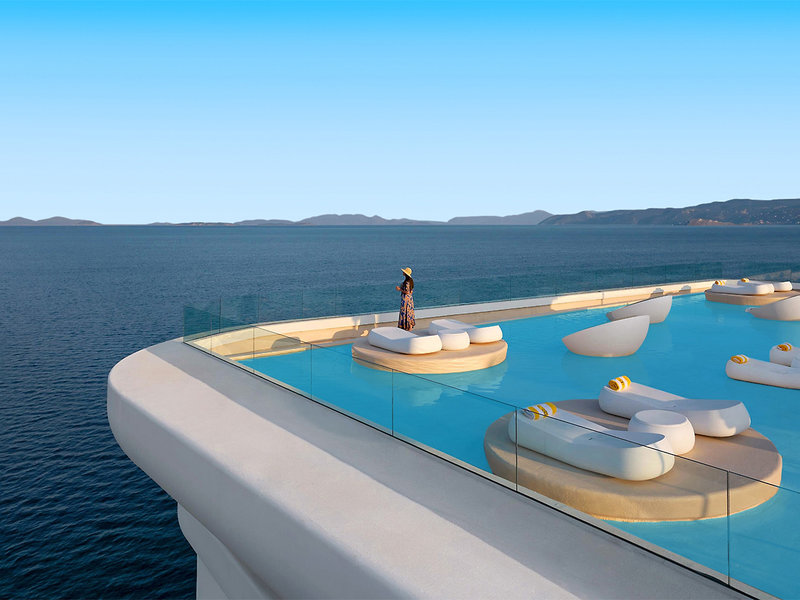 Isla Brown Corinthia 13