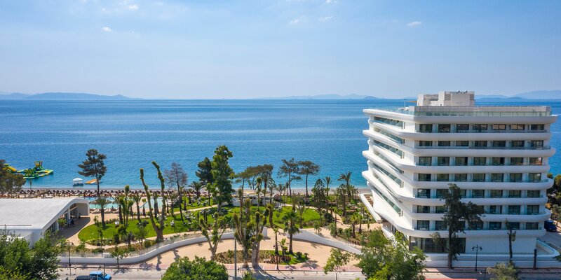 Isla Brown Corinthia 35