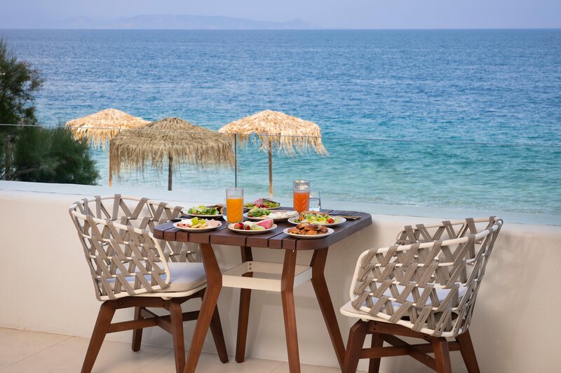 Isla Brown Corinthia 47