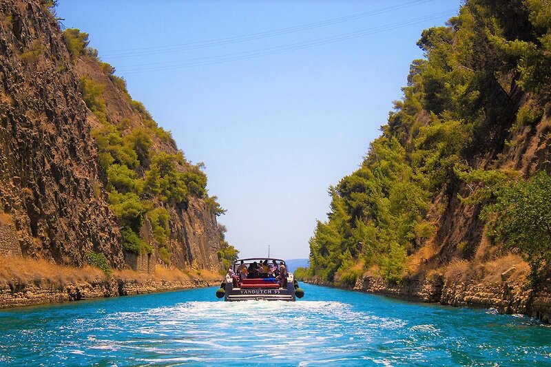 Isla Brown Corinthia 74