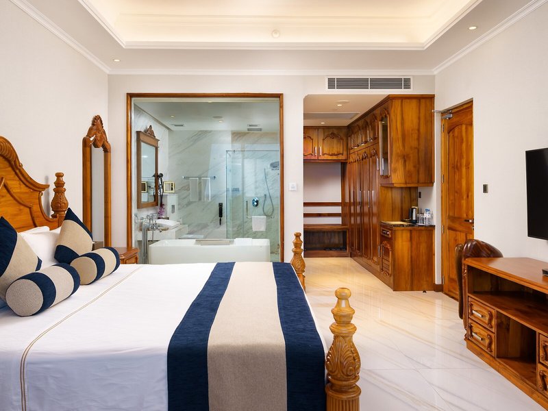 Araliya Beach Resort & Spa 36