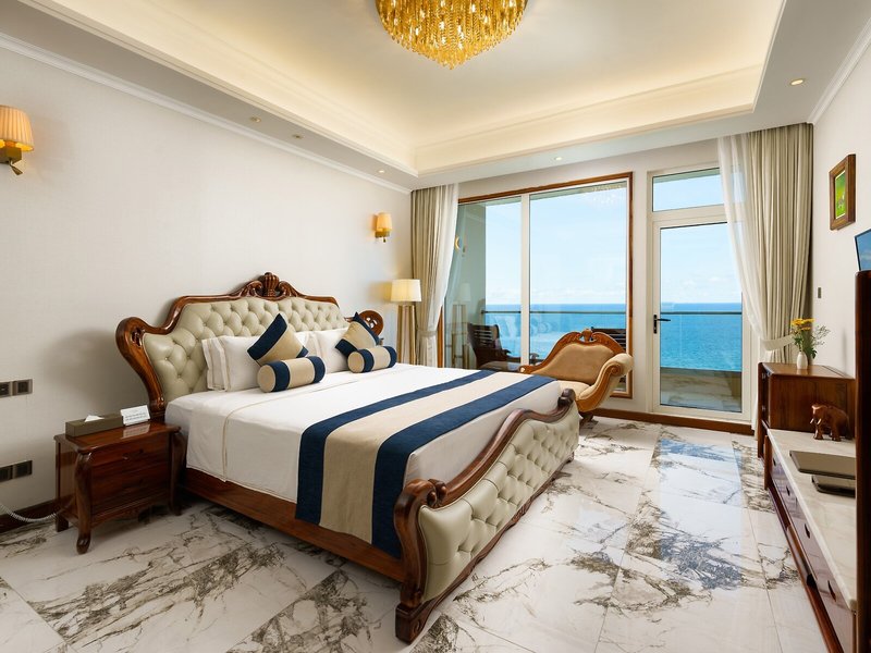 Araliya Beach Resort & Spa 43