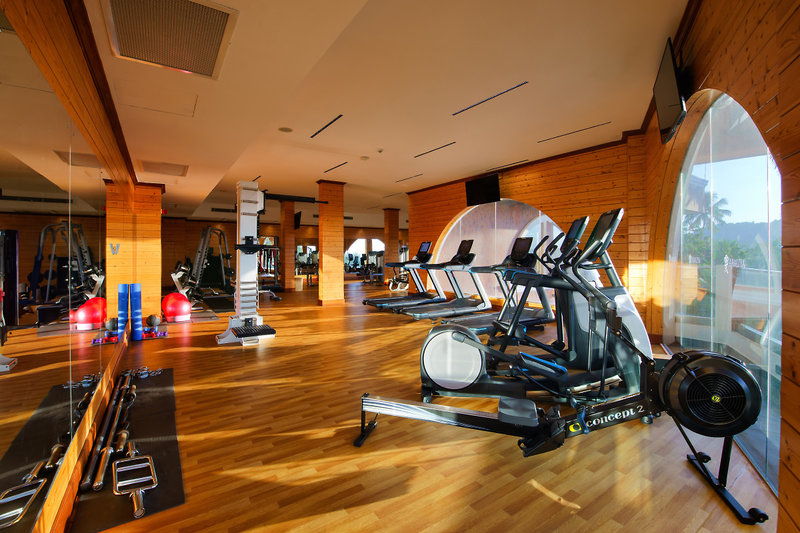 Araliya Beach Resort & Spa 8