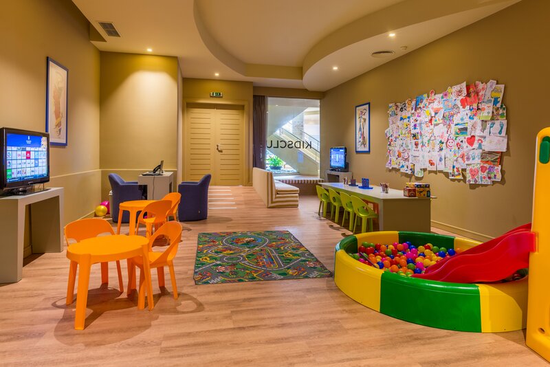 Savoy Calheta Beach 9