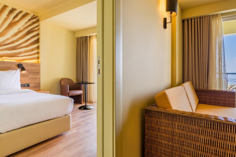 Savoy Calheta Beach 36