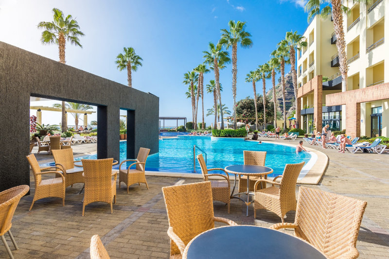 Savoy Calheta Beach 66