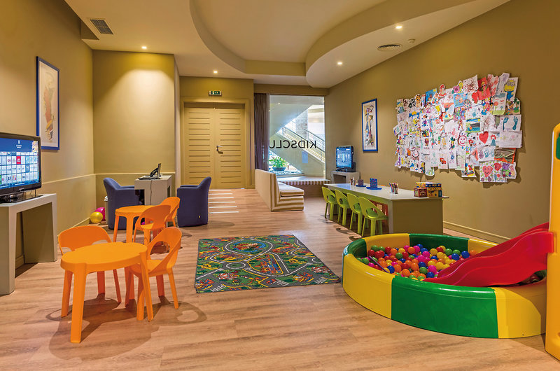 Savoy Calheta Beach 26