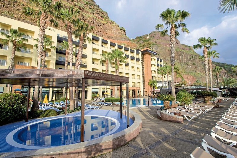 Savoy Calheta Beach 29