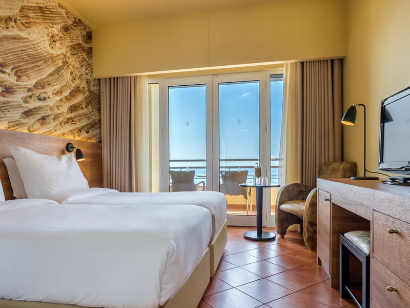 Savoy Calheta Beach 37