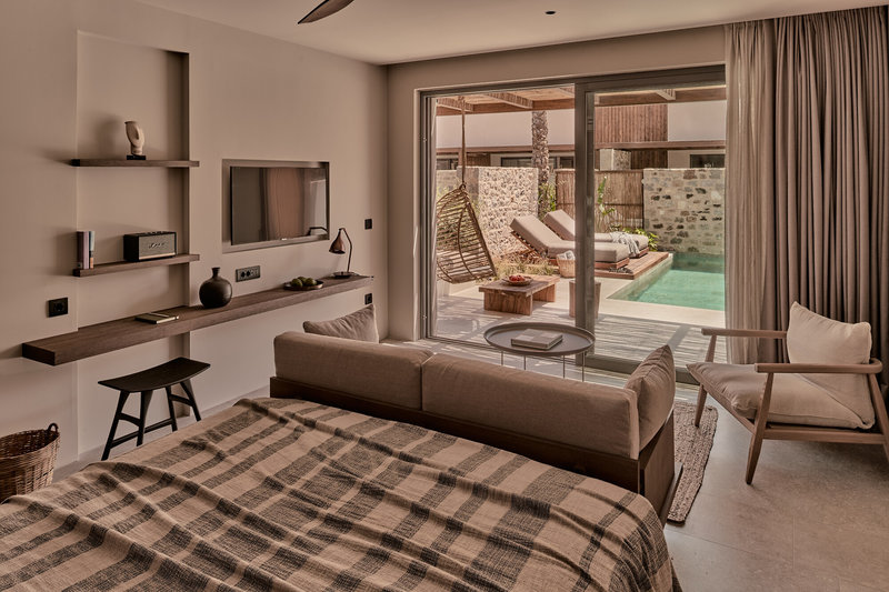 Theros All Suite Hotel 6