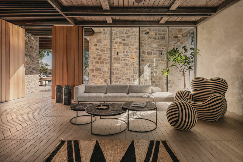Theros All Suite Hotel 8