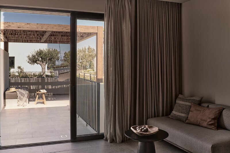 Theros All Suite Hotel 24