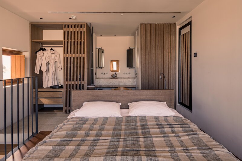 Theros All Suite Hotel 60