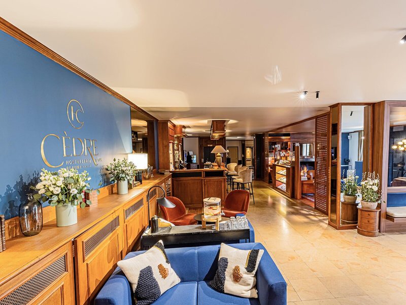 Hostellerie Le Cedre 21