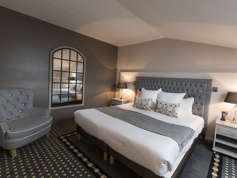 Hostellerie Le Cedre 30