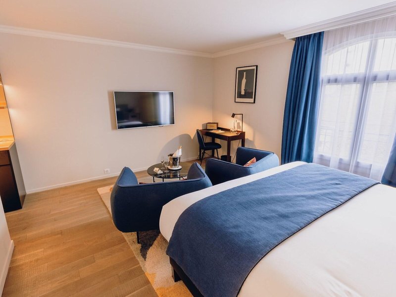 Hostellerie Le Cedre 37
