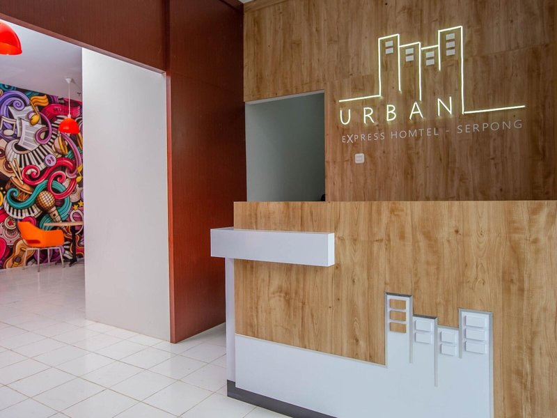 Urban Express HomTel Serpong 4