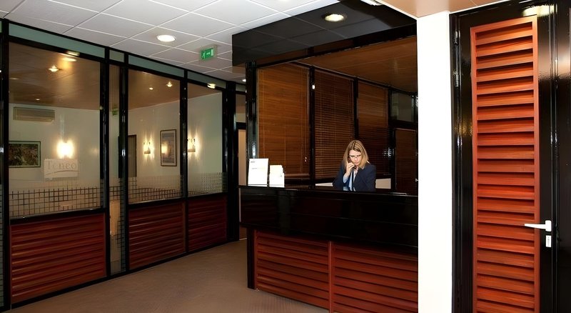 Teneo Apparthotel Bordeaux  4