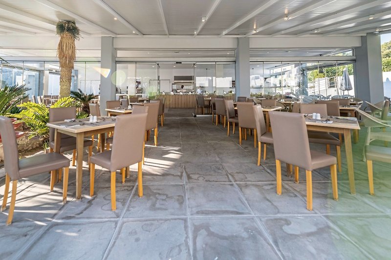 PefkosBreeze Family Resort & Spa 10