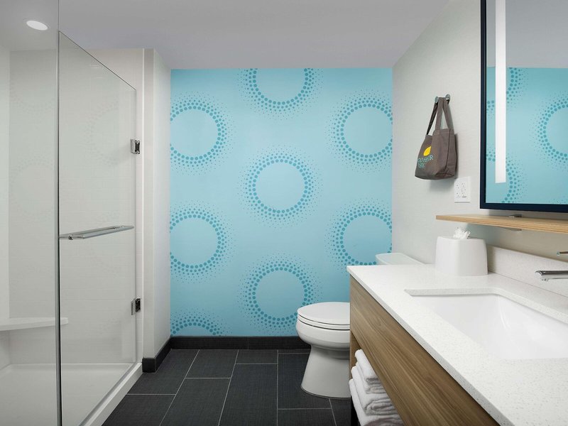 Tru by Hilton Miami Airport South Blue Lagoon 25