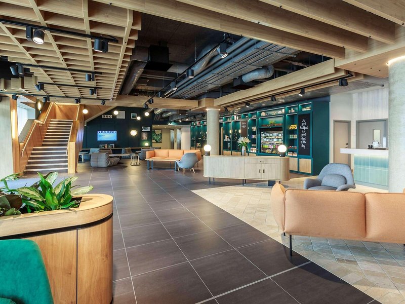 Novotel Cambridge North 5 - Lounge / Lobby