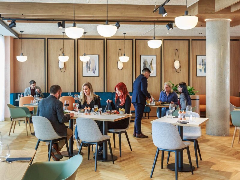 Novotel Cambridge North 15 - Restaurant