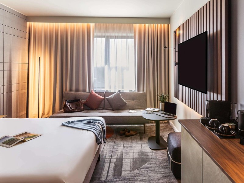 Novotel Cambridge North 30 - Room Example